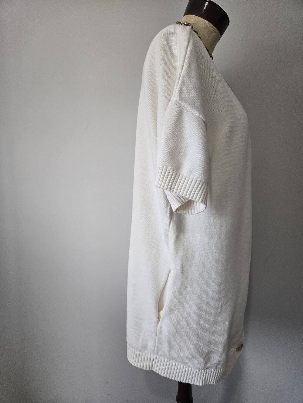 Sabo Australia White Knit Short Sleeve Button-Front Sweater Cardigan. Large - Picture 6 of 13